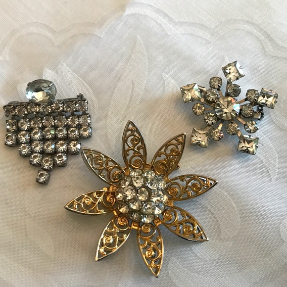 Vintage Brooches with Rhinestones - Picture 1 of 7